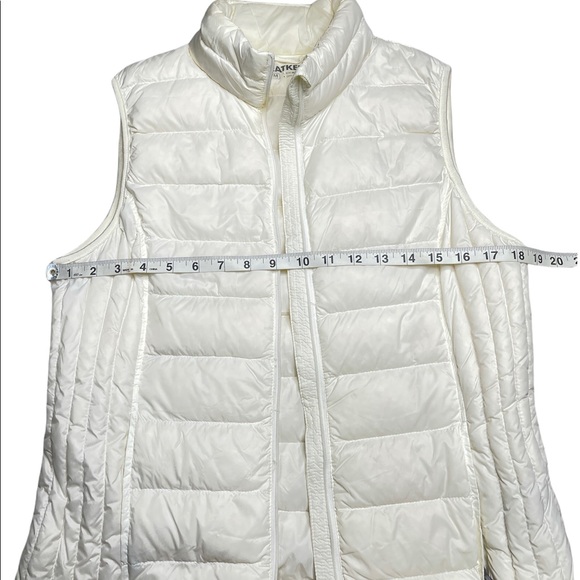 Heat Keep Ivory Sleeveless Puffer Vest - Picture 5 of 7